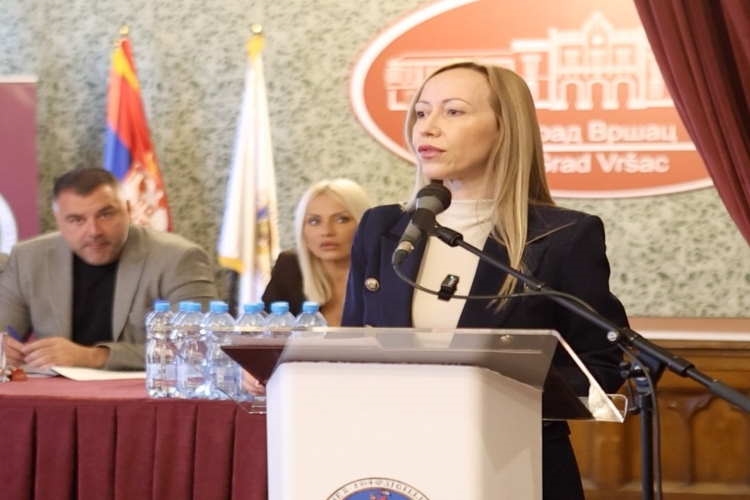 ВРШАЦ ЗАОКРУЖИО СВЕ ПРЕДУСЛОВЕ ЗА ПОЧЕТАК НОВОГ СИСТЕМА ЈАВНОГ ПРЕВОЗА...
